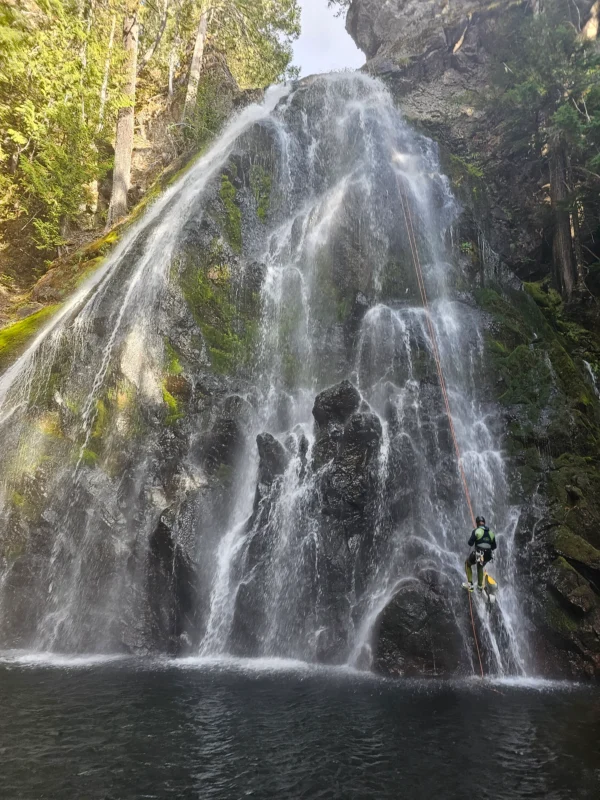Make memories that will last a lifetime on the Mt. Rainier Canyoning Expedition.