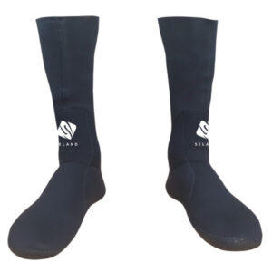 The ABBTL Neoprene sock complements your Seland Wetsuit!